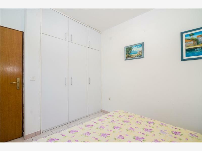 דרזניצה Apartments Maja מראה חיצוני תמונה