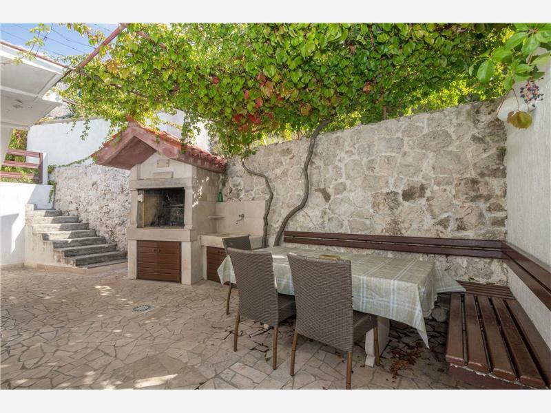 דרזניצה Apartments Maja מראה חיצוני תמונה